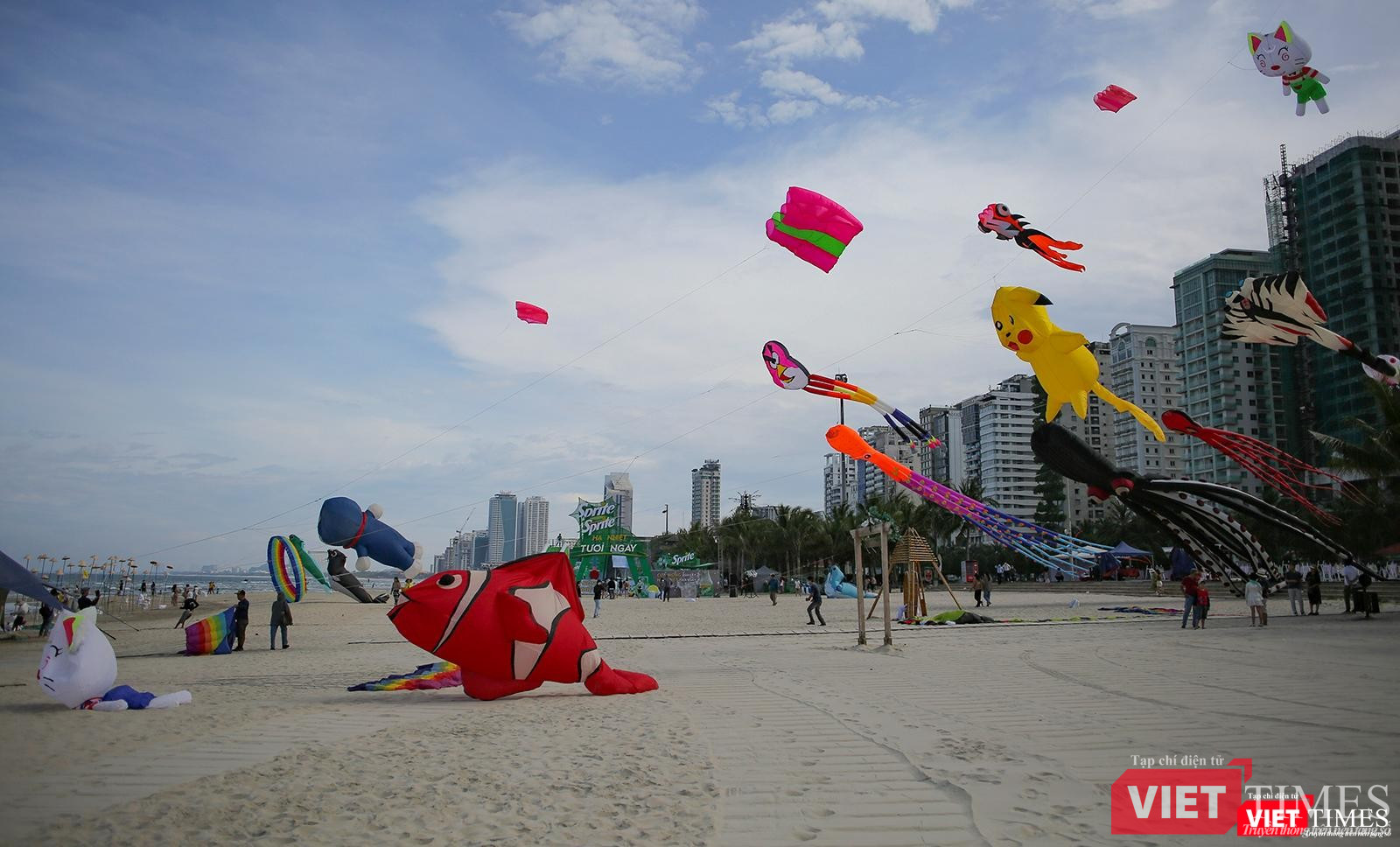 Lễ hội thả diều trên biển du lịch Đà Nẵng