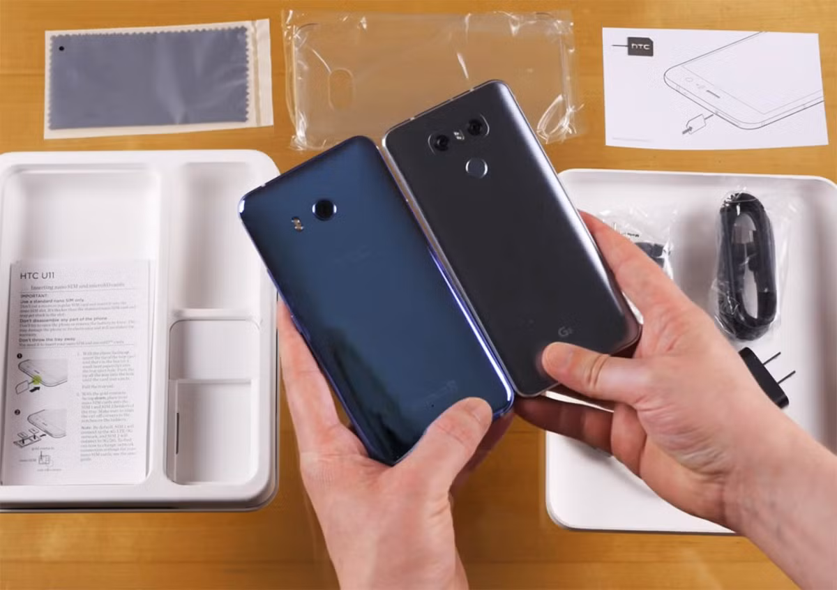Mở hộp siêu phẩm HTC U 11 ảnh 13