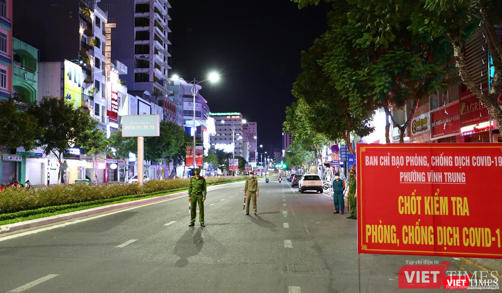 Chốt kiểm soát trên đường Nguyễn Văn Linh