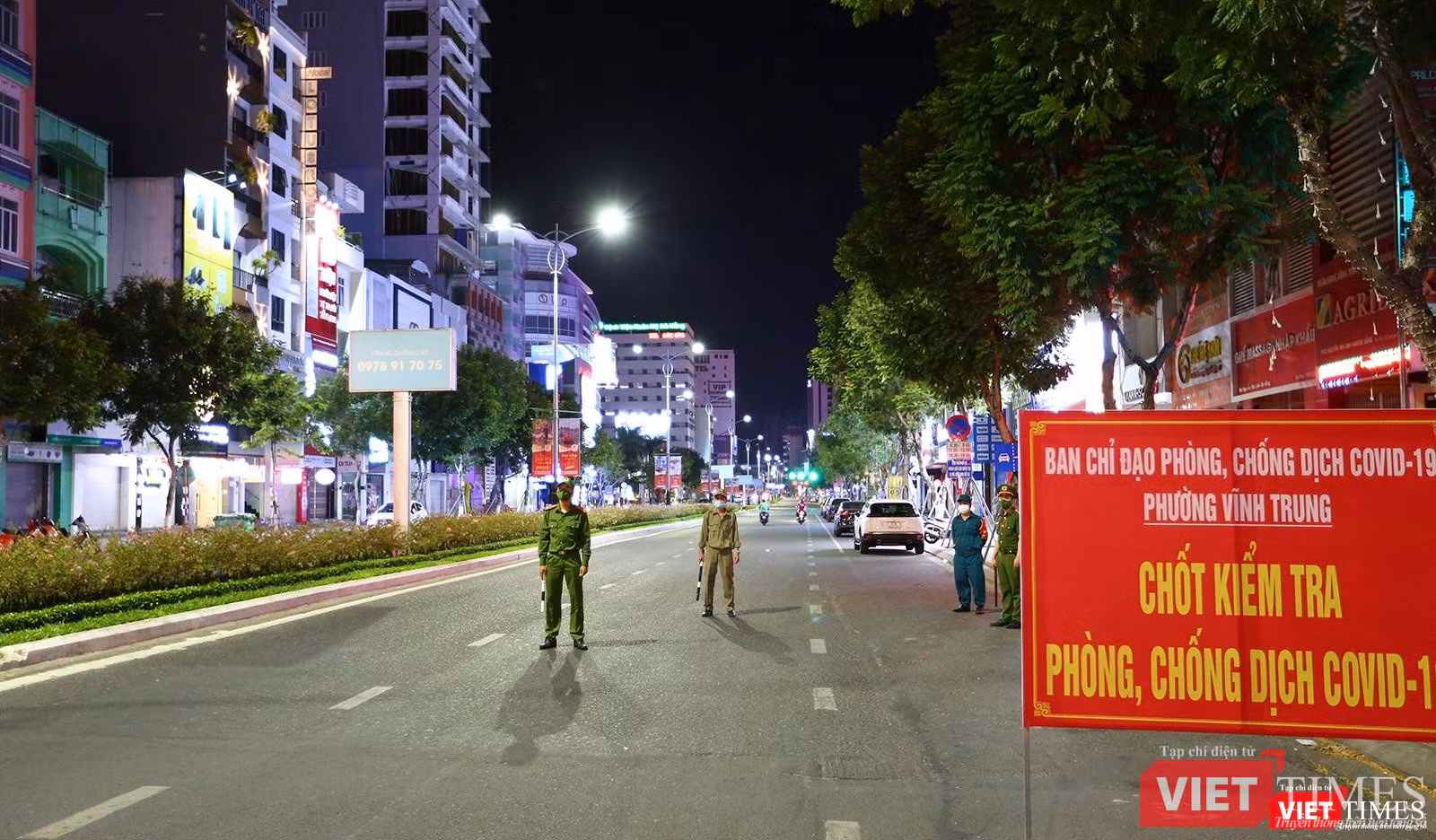 Chốt kiểm soát trên đường Nguyễn Văn Linh