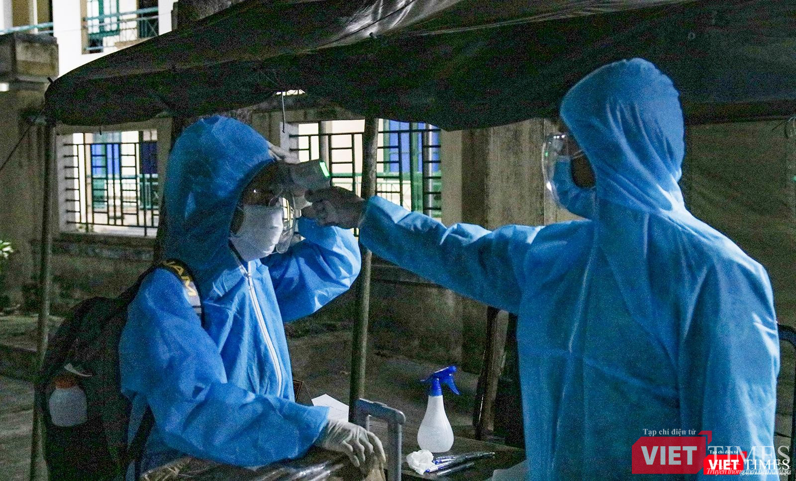 Đo thân nhiệt Đo thân nhiệt