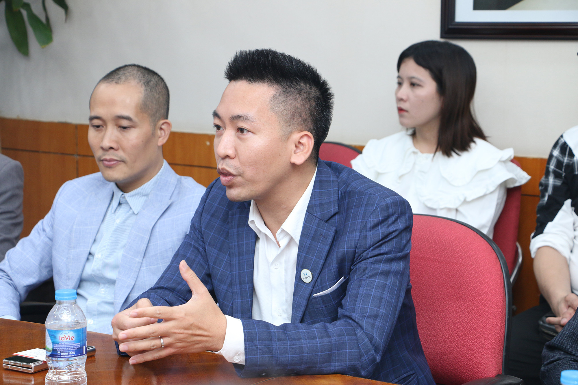 Ông Nguyễn Mạnh Tùng Ông Nguyễn Mạnh Tùng