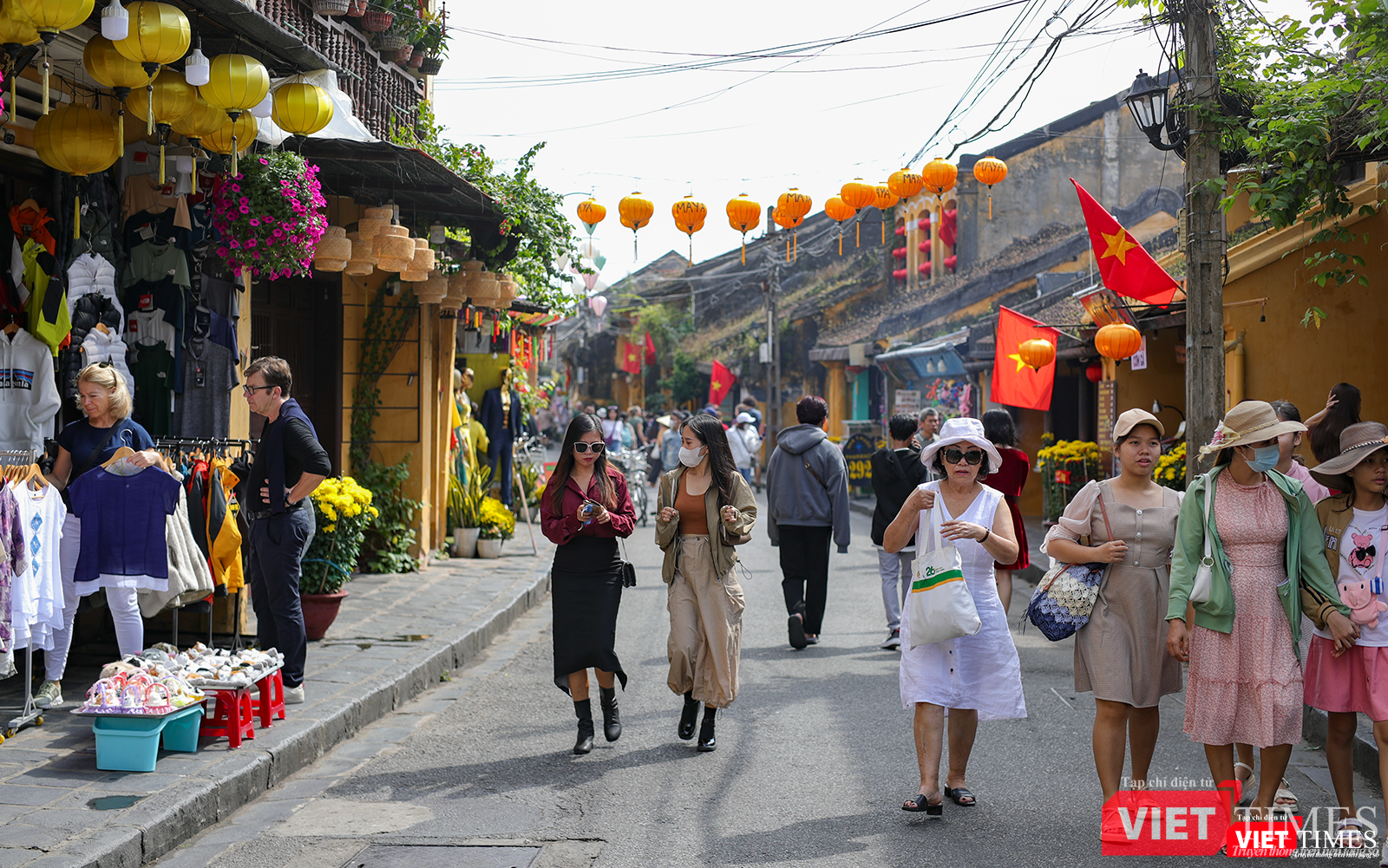 vt-hoi-an-mung-4-tet-18-6056.png