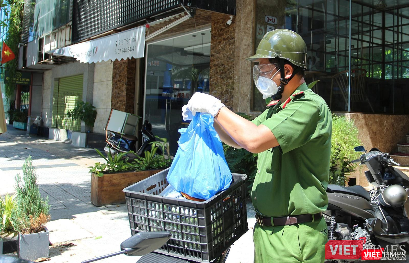 Thêm một đơn hàng cần giao