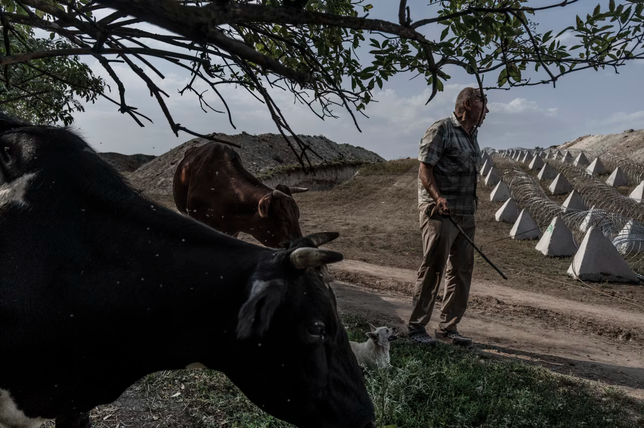 Ukraine tăng tốc xây dựng pháo đài chống Nga kéo dài từ Kharkov tới Zaporizhzhia 5.png