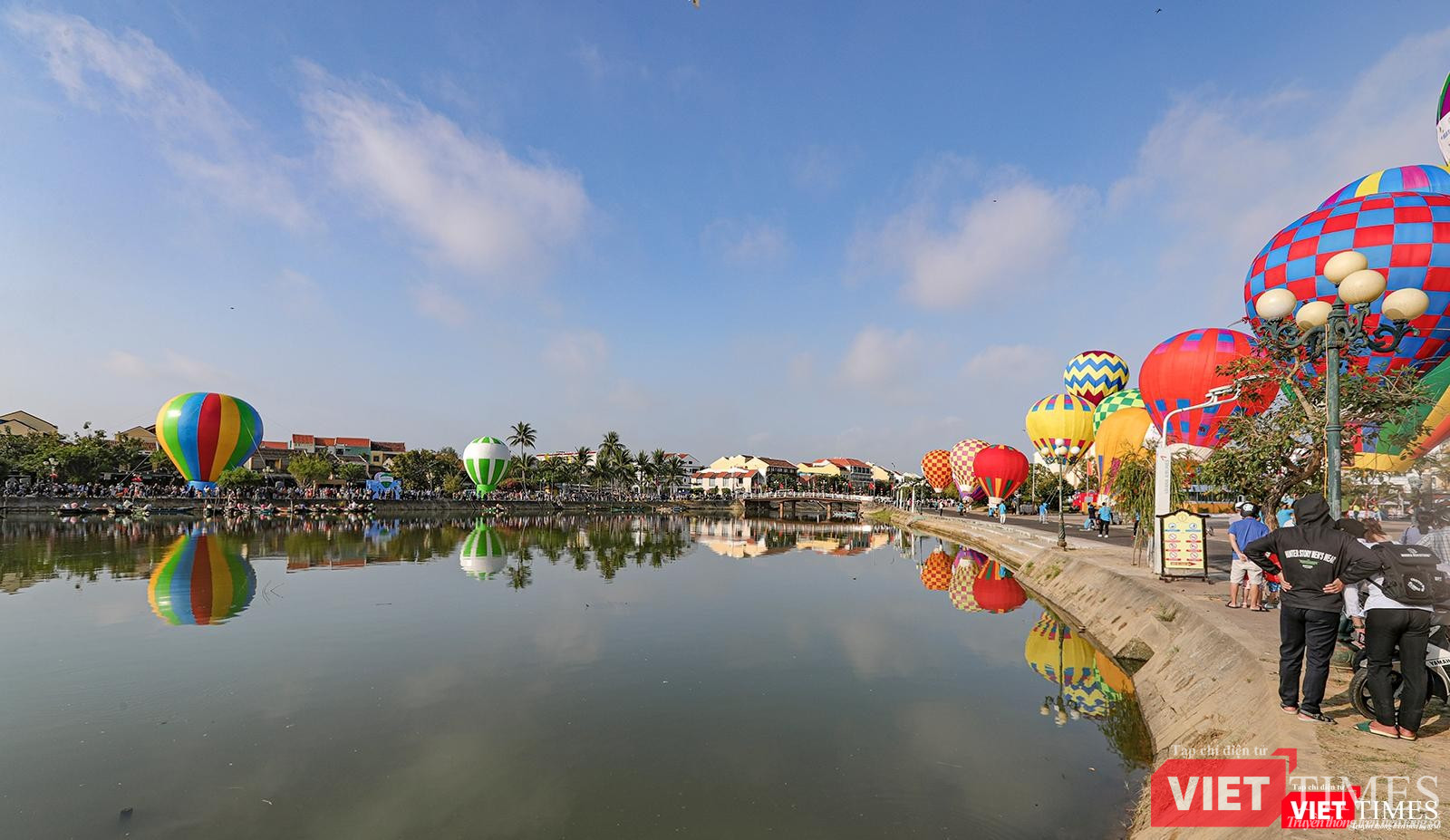 Sự kiện thu hút rất đông người dân và du khách