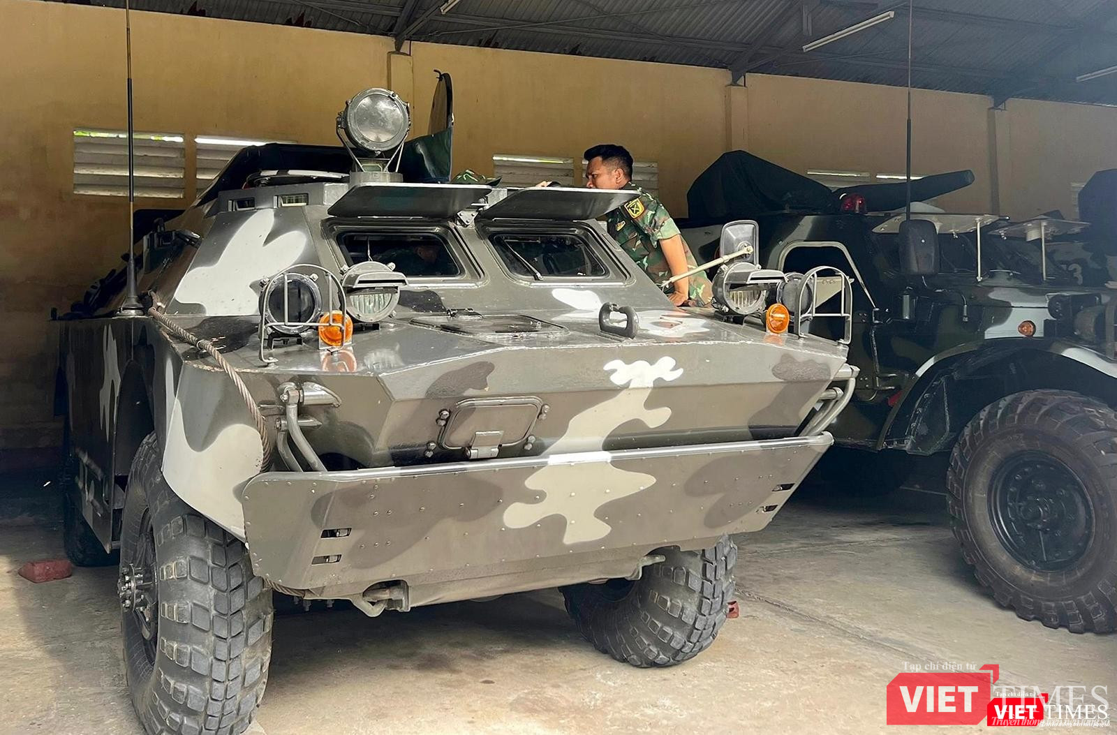 Xe thiết giáp đã chuẩn bị sẵn sàng