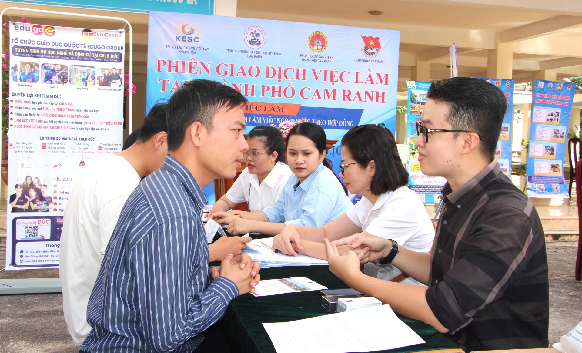 viec lam - bao Khanh Hoa.jpg