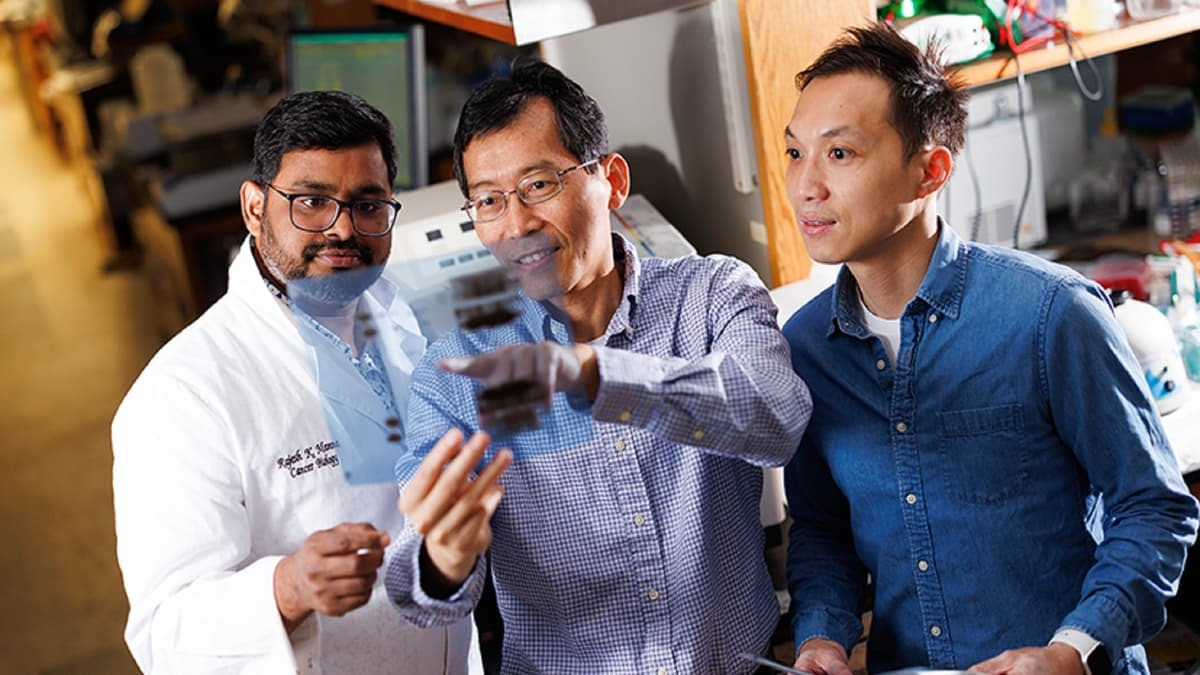 giao su dai hoc Duke.jpg