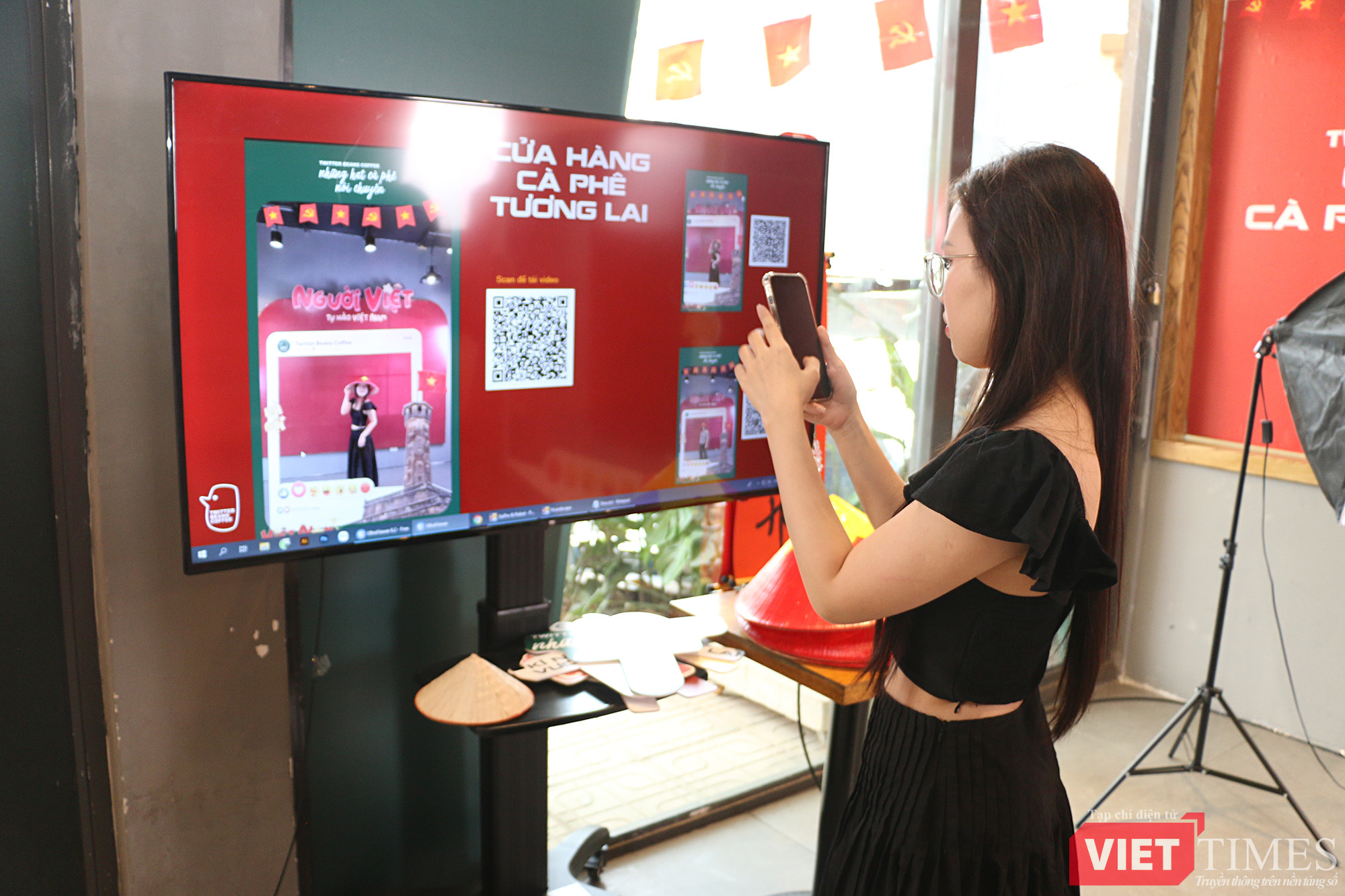 vt_robot coffee 9.jpg