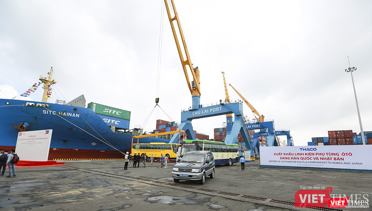 Cảng Chu Lai ở huyện Núi Thành, Quảng Nam.