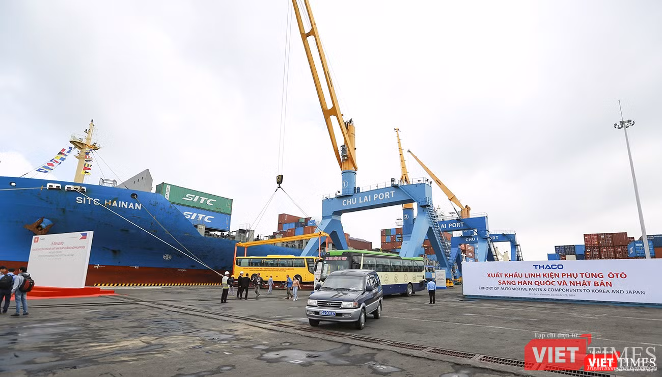 Cảng Chu Lai ở huyện Núi Thành, Quảng Nam.