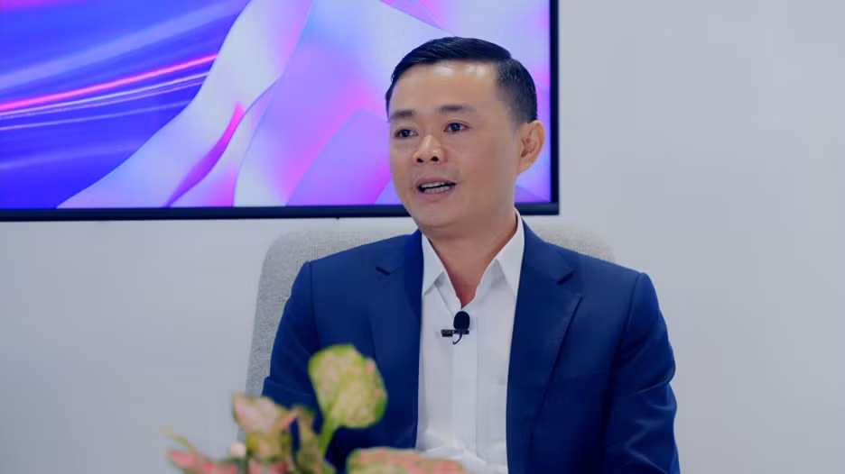 ông Nguyễn Đức Hạnh - Phó Tổng giám đốc Công nghệ thông tin Tập đoàn Thiên Long chia sẻ về kinh nghiệm và thành quả bước đầu từ chương trình chuyển đổi số tại Tập đoàn Thiên Long