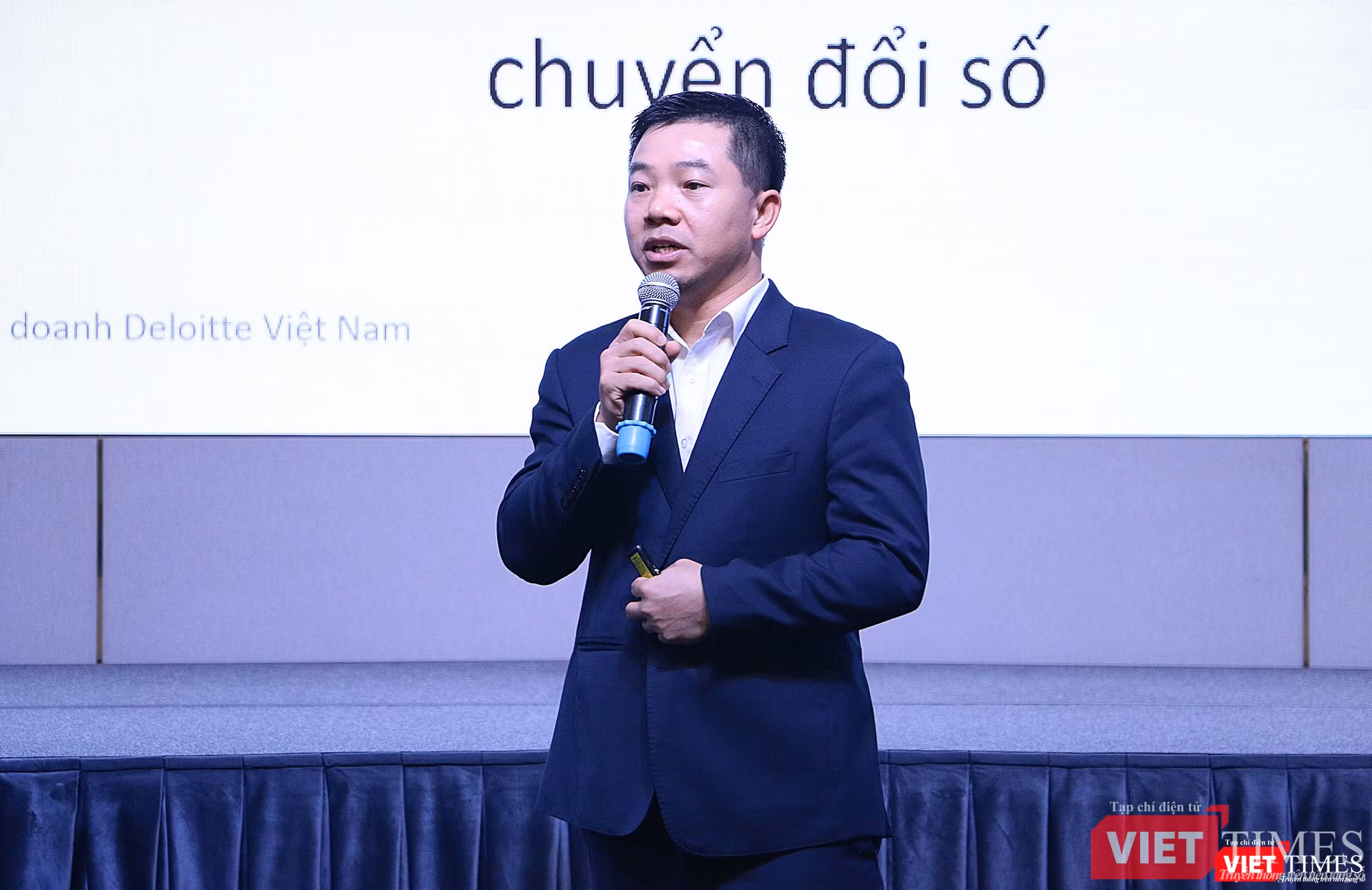 Ông Đỗ Danh Thanh phát biểu tại sự kiện do Hội Truyền thông số Việt Nam phối hợp tổ chức