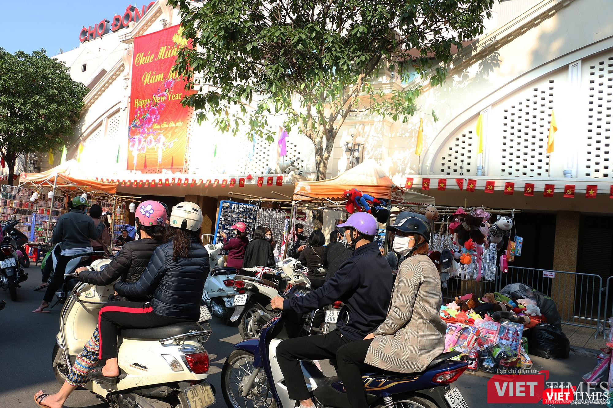 Khu vực chợ Đồng Xuân