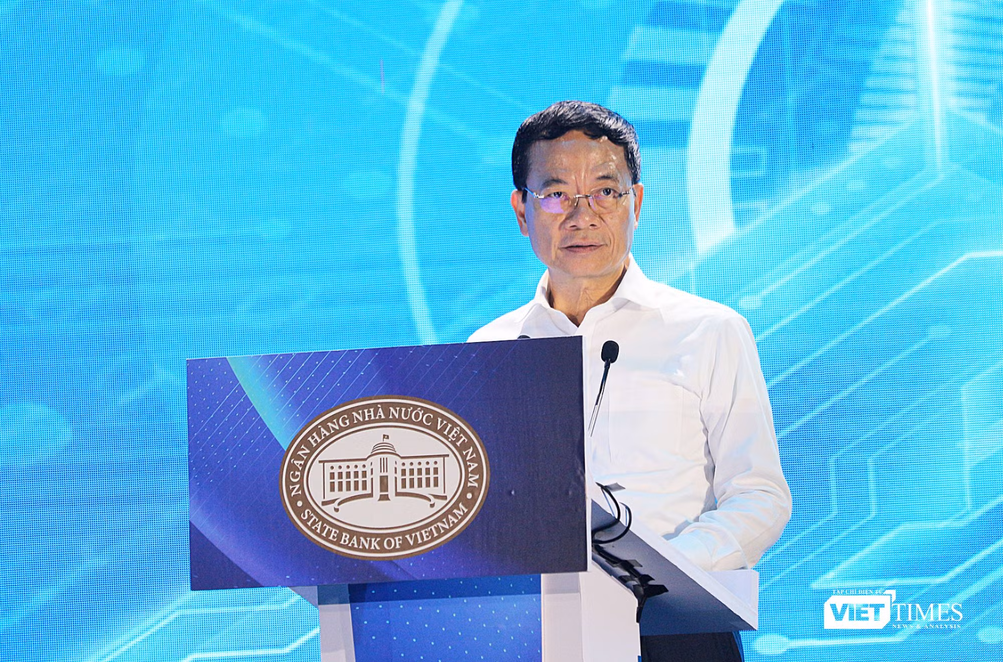 Nguyen Manh Hung.jpg