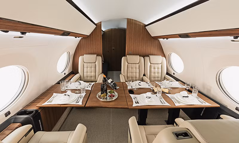 sieu tau bay gulfstream tai da nang 7.png