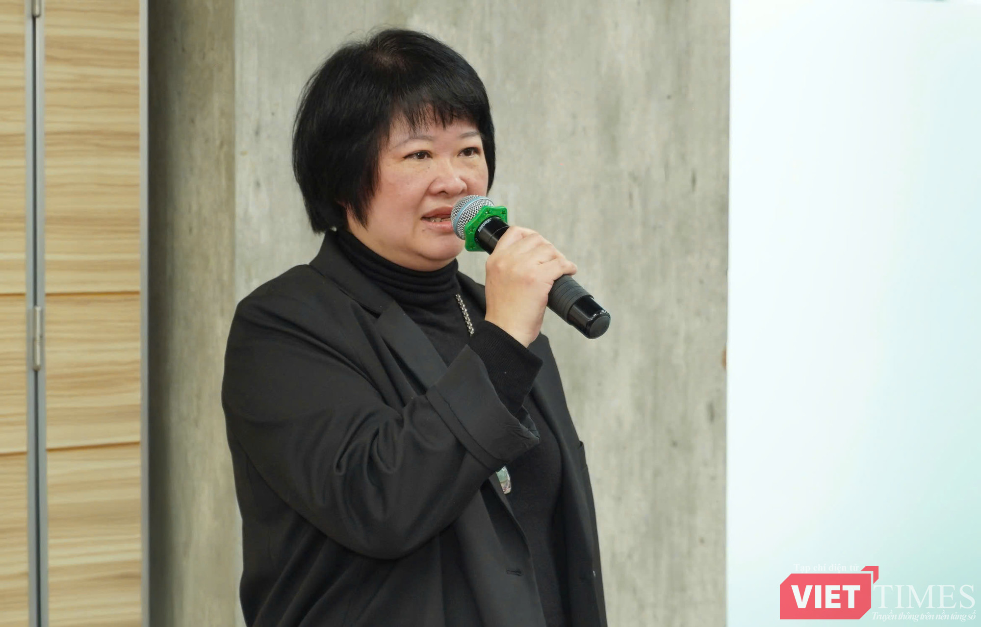 vt_pham thu hang 2.jpg