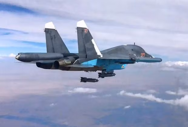 Su-34 Fullback oanh tạc IS ở Syria
