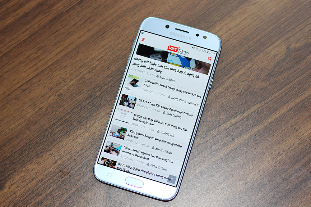 Trải nghiệm Galaxy J7 Pro: Camera “thách thức bóng tối“ ảnh 7