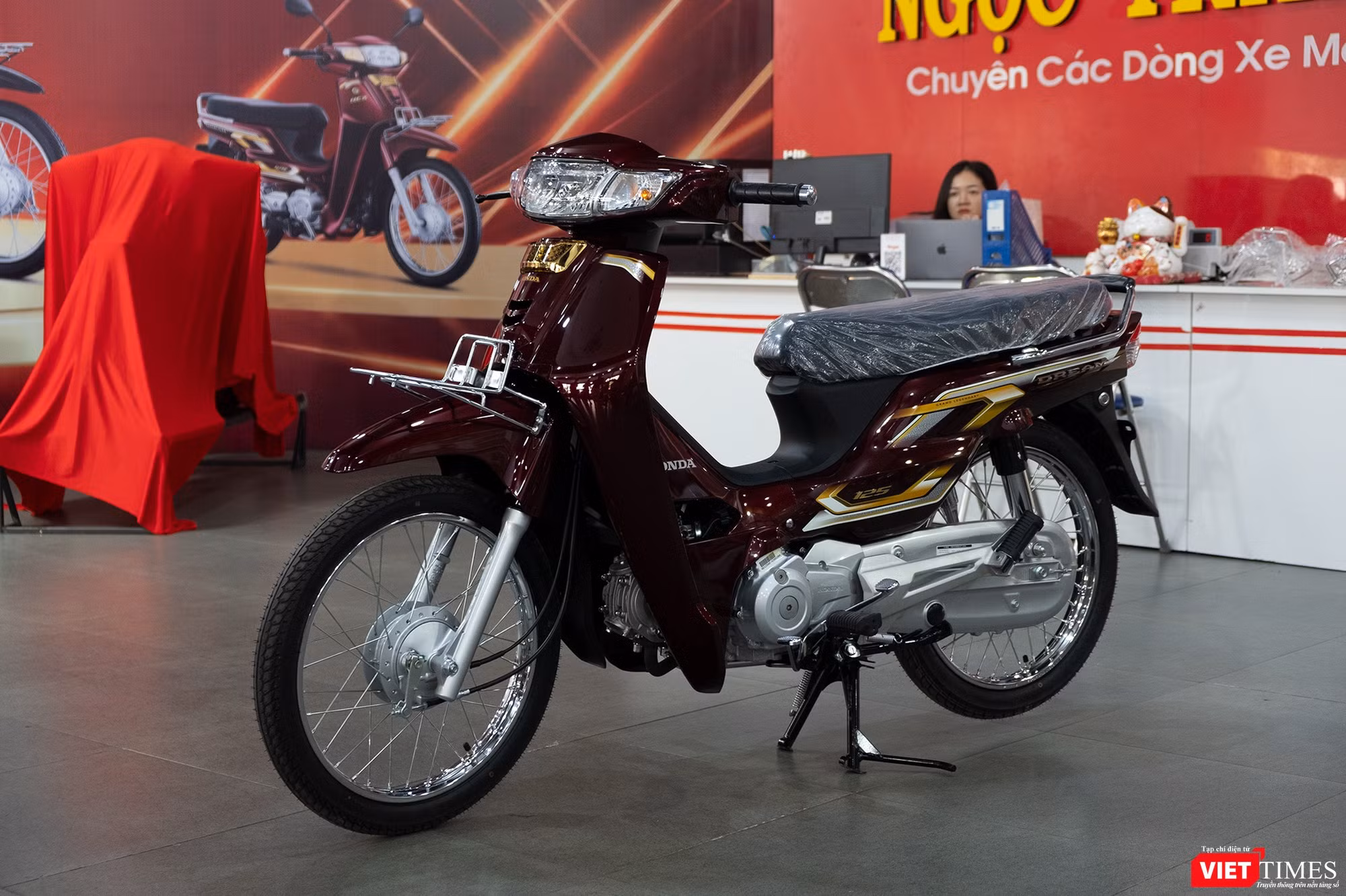 vt-Honda Dream NCX “phiên bản” Campuchia cập bến Việt Nam, giá từ 148 triệu đồng - Ảnh 8.jpg