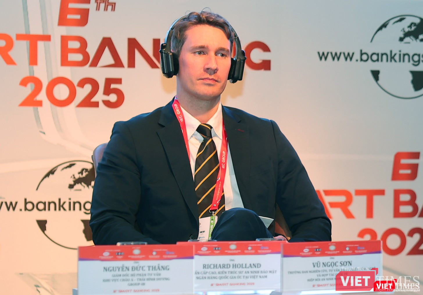 vt_richard holland.jpg