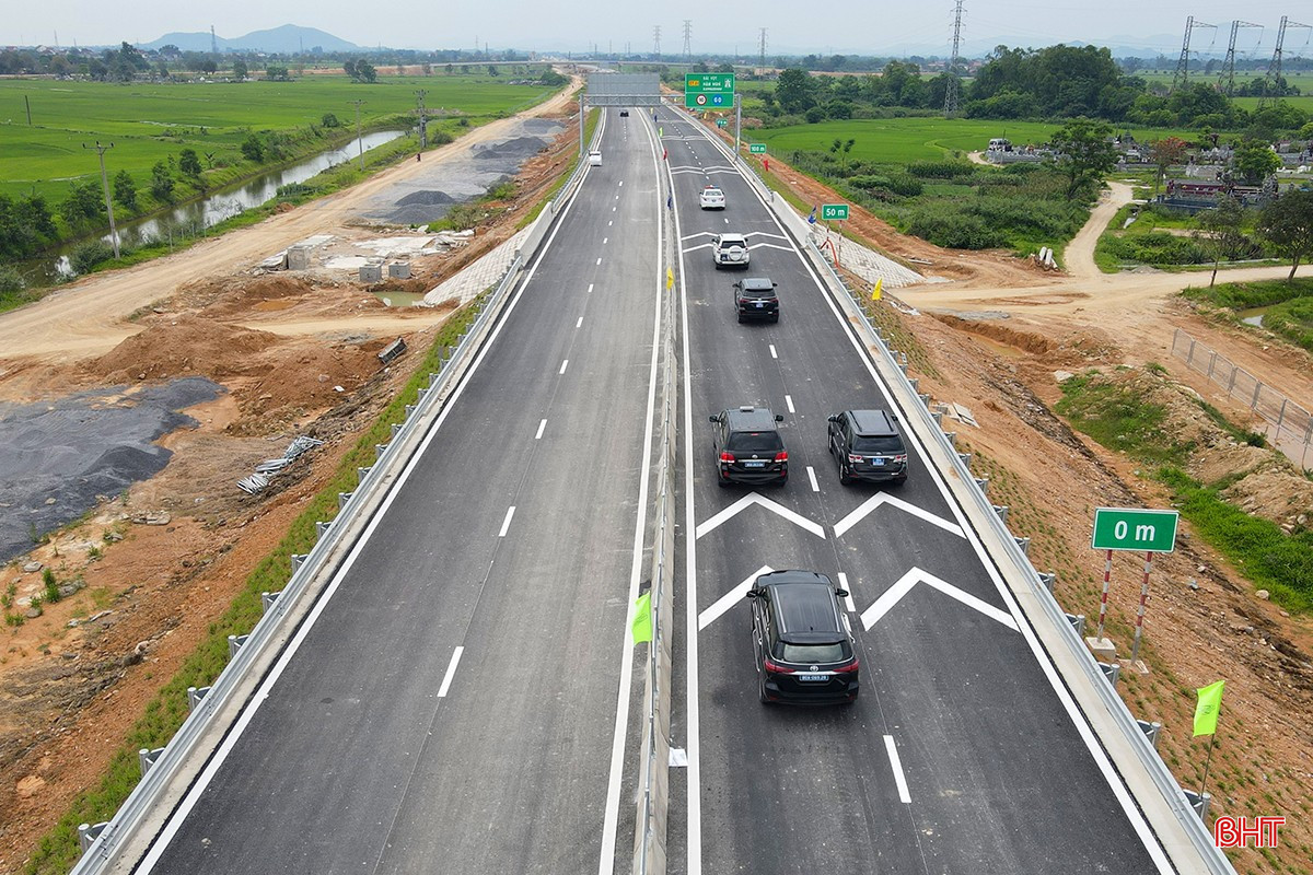 Cao tốc Bãi Vọt - Hàm Nghi, Hàm Nghi - Vũng Áng có tổng chiều dài gần 90km. Ảnh: Báo Hà Tĩnh.