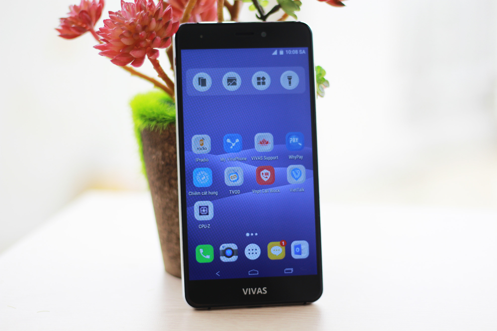 Có nên mua điện thoại Vivas Lotus S3 của VNPT? ảnh 1