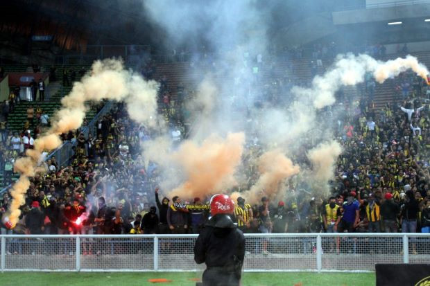 Ultras Malaysia - những 'gã điên' của Đông Nam Á ảnh 1 Ultras Malaysia - nhung 'ga dien' cua Dong Nam A hinh anh 1