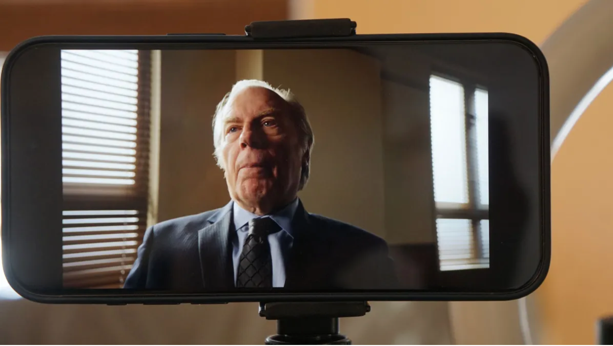 iPhone 15 Pro Max 6.png