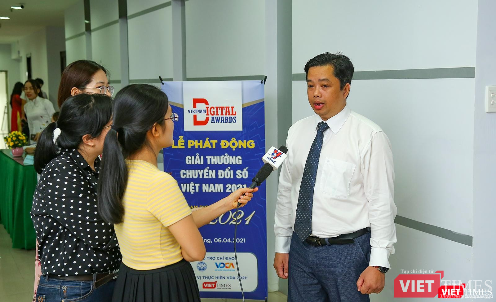 Báo giới phỏng vấn đại diện doanh nghiệp đạt Giải thưởng Chuyển đổi số các năm trước