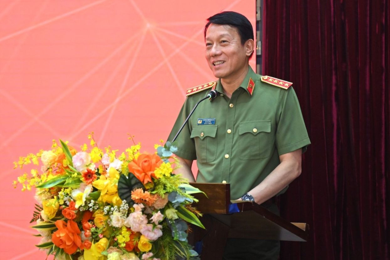 Dai tuong Luong Tam Quang - Bo Cong an.jpg