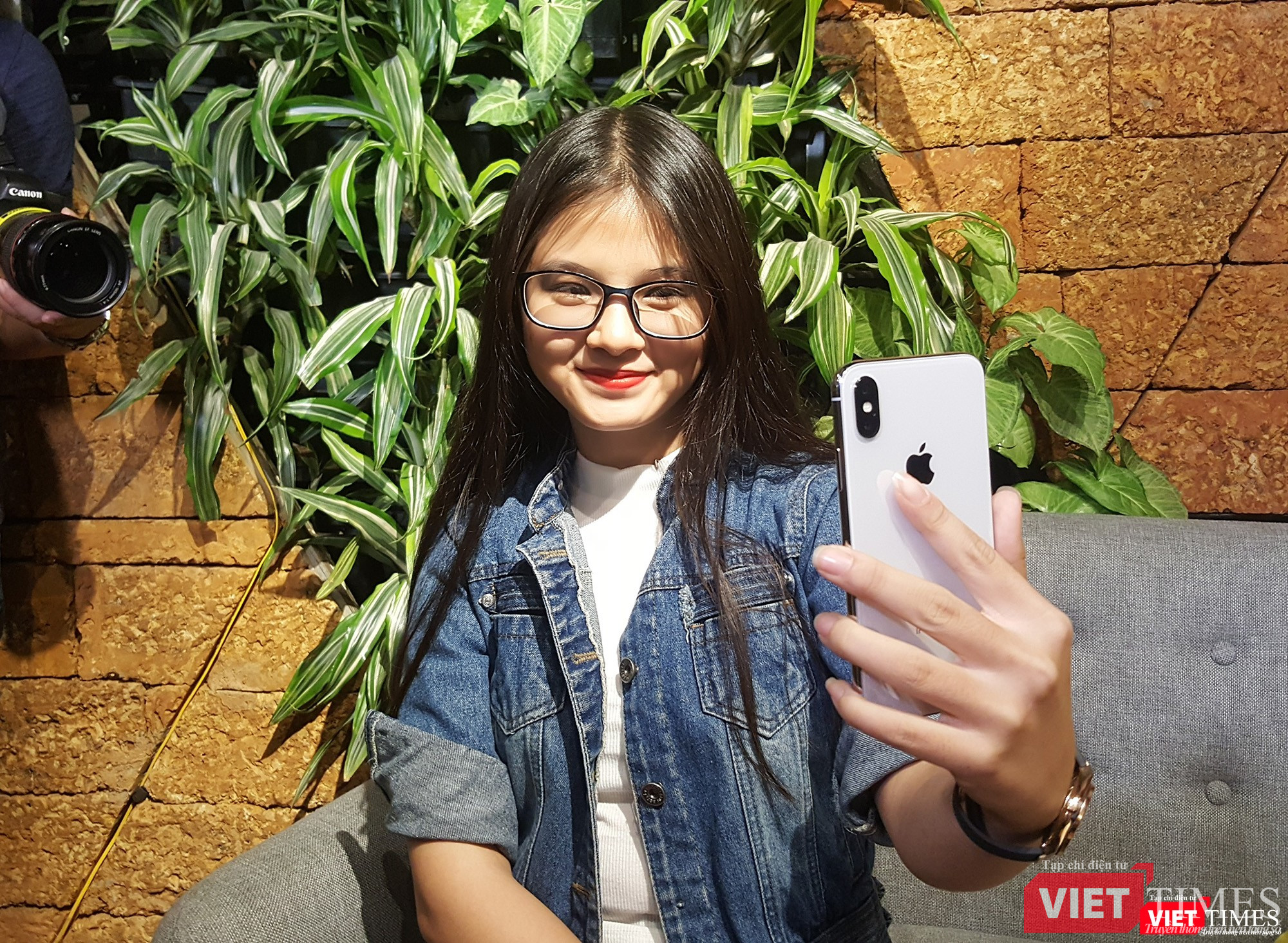 Đây chính là chiếc iPhone X đầu tiên xuất hiện tại Hà Nội ảnh 11