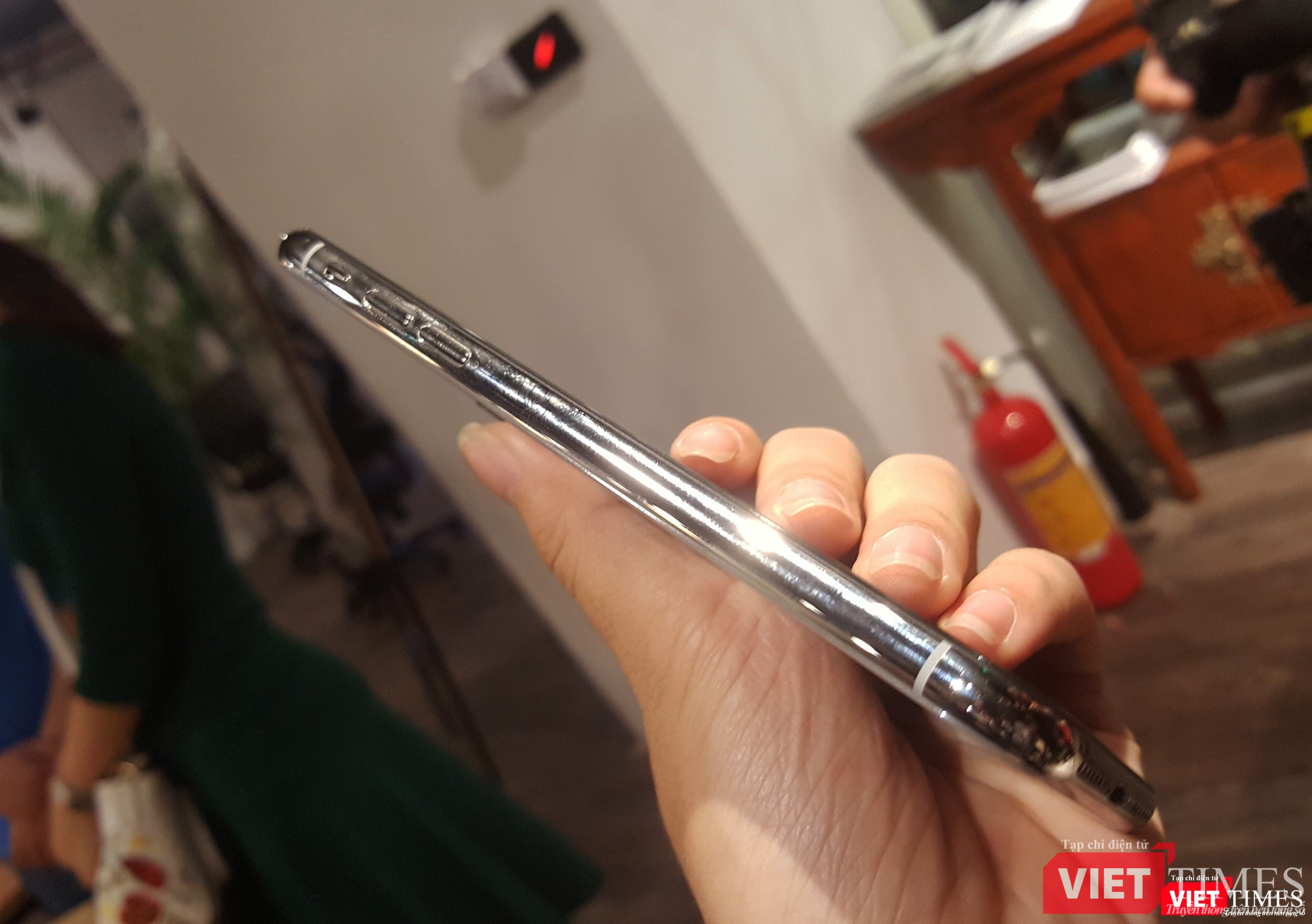 Đây chính là chiếc iPhone X đầu tiên xuất hiện tại Hà Nội ảnh 8