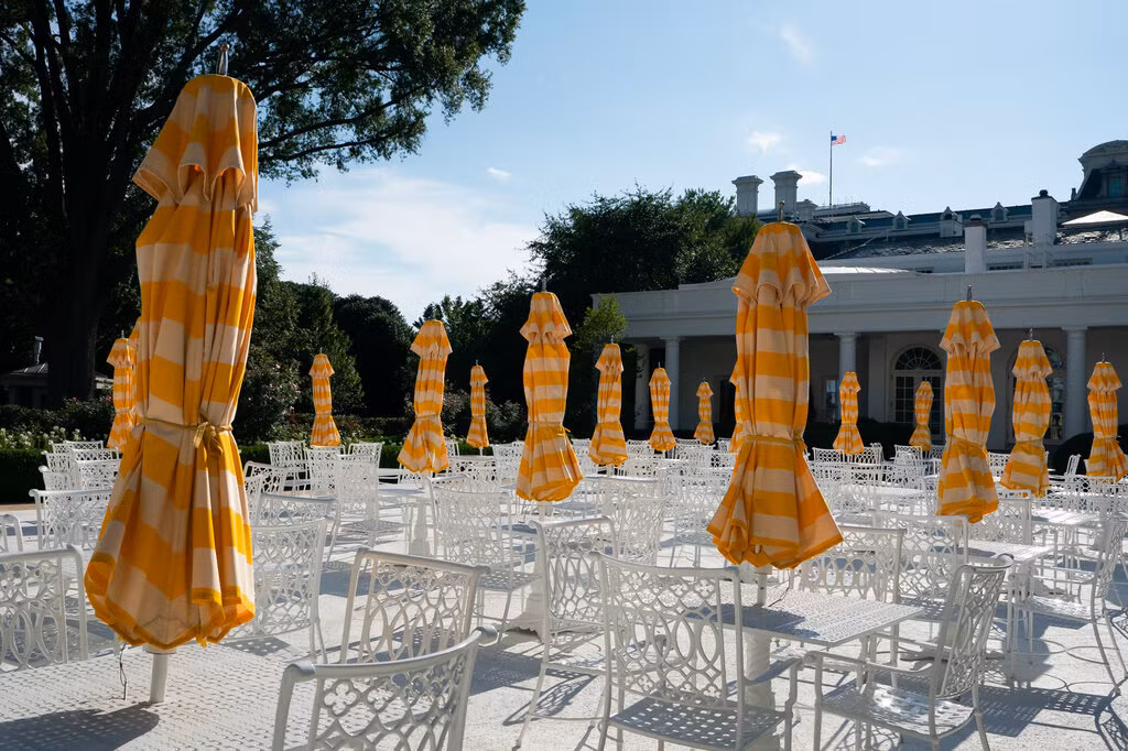 Ông Trump dát vàng Nhà Trắng Đập tường, lát đá Vườn Hồng, xây ballroom hàng trăm mét vuông 10.jpg