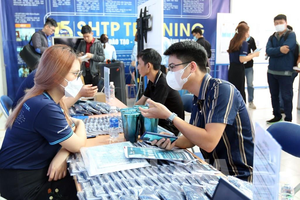 Đào tạo nguồn nhân lực chất lượng cao phải gắn với nhu cầu của thị trường.