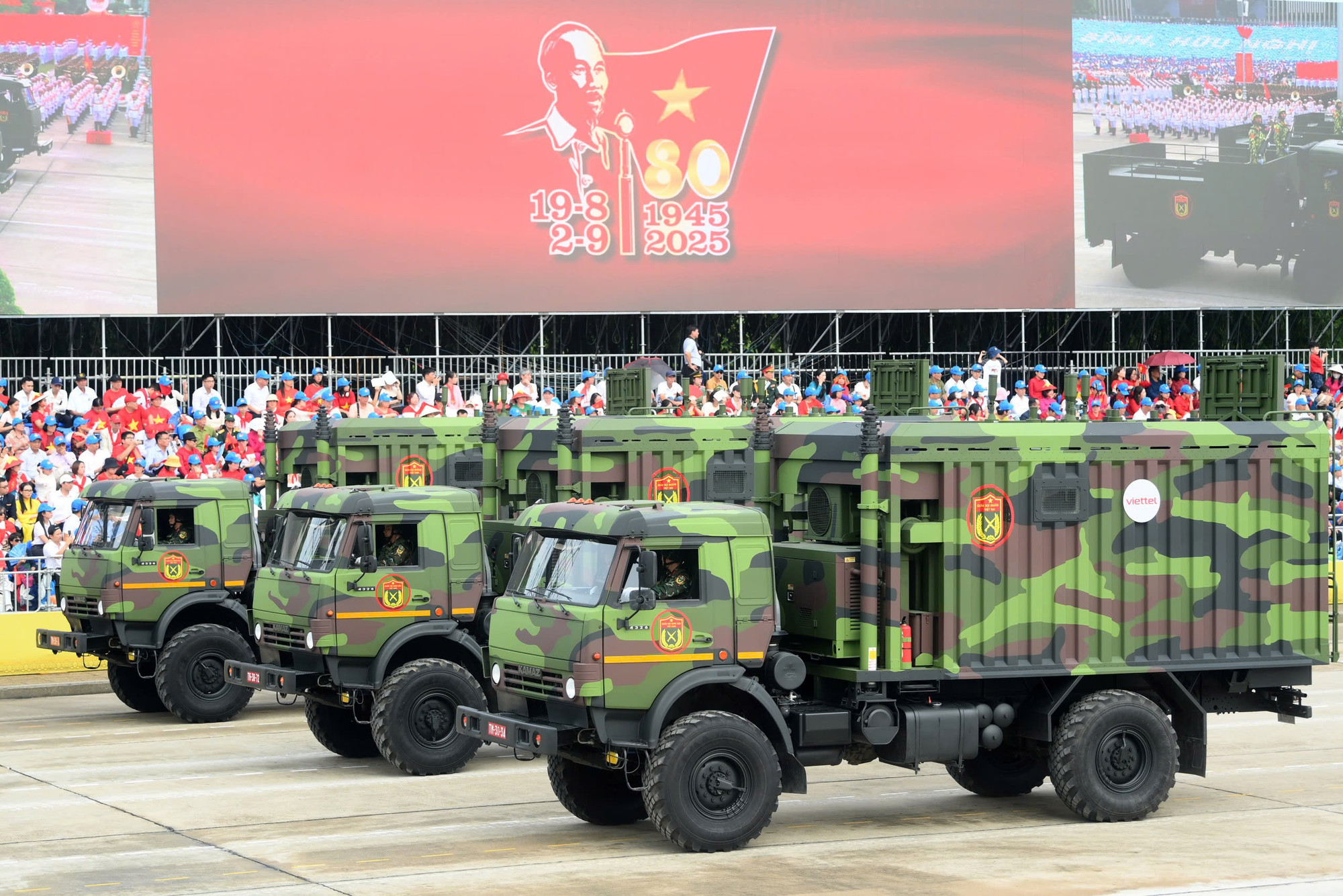 2.9 xe tac chien dien tu 1.jpg