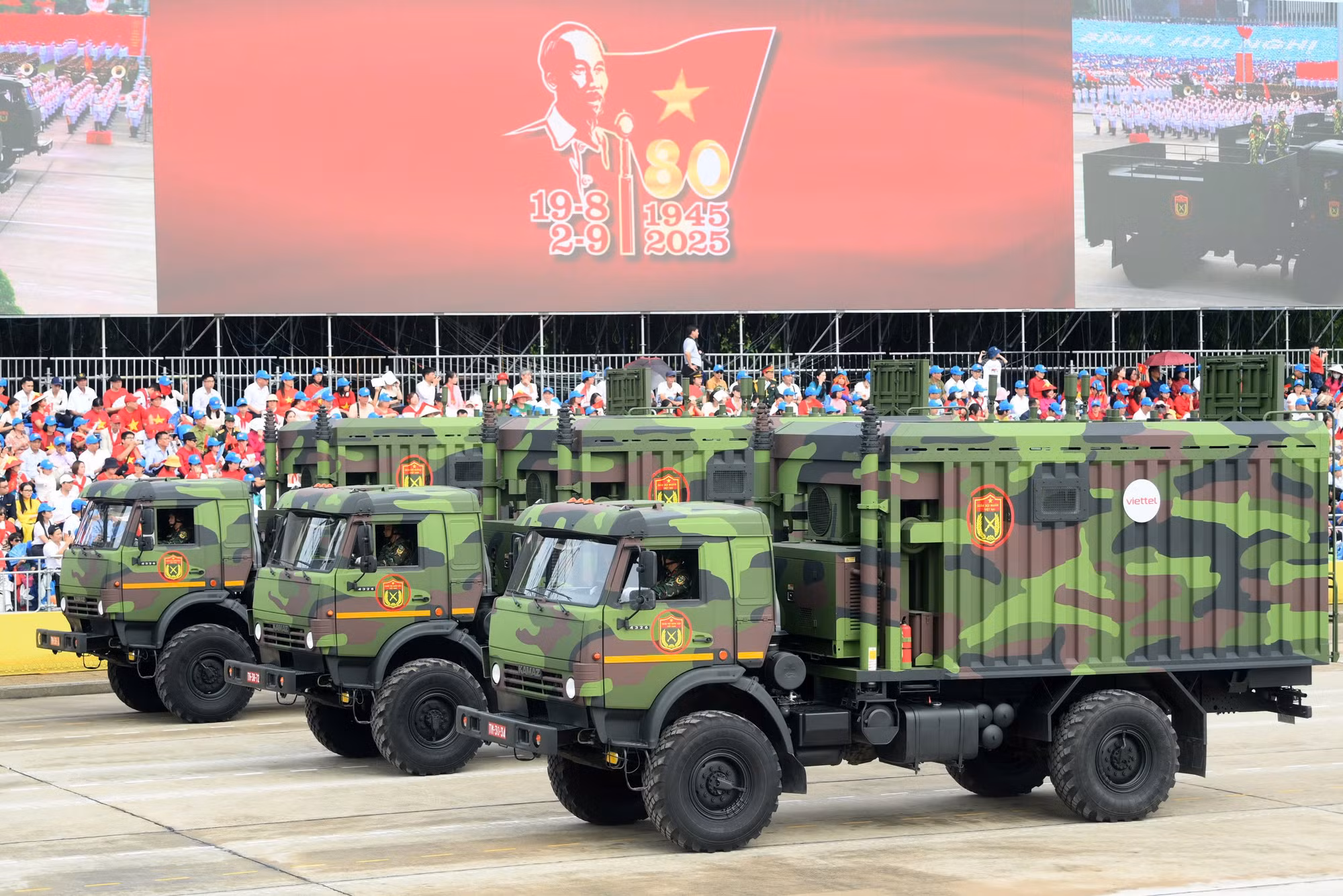 2.9 xe tac chien dien tu 1.jpg