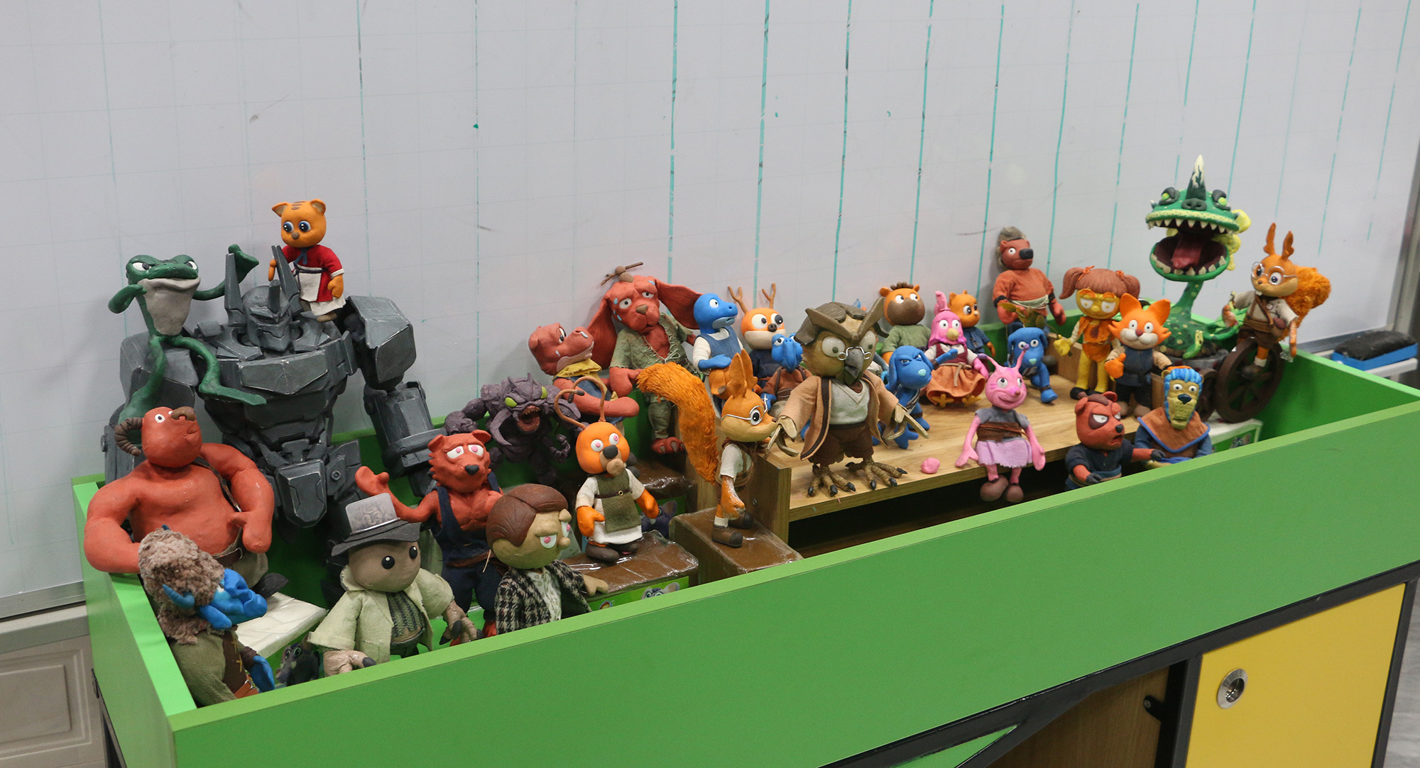 Các nhân vật tạo hình từ đất sét