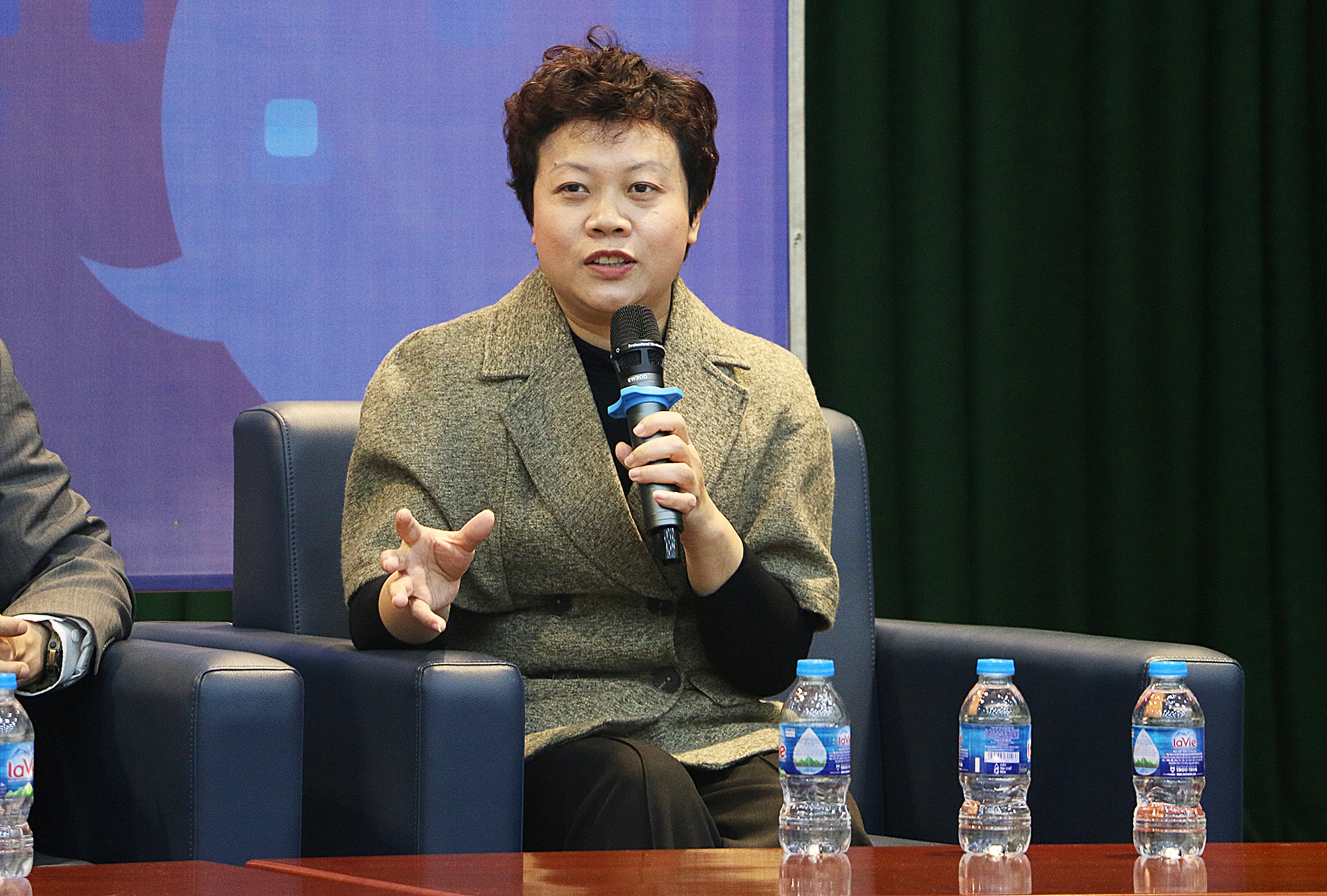 Phó Giáo sư, Tiến sĩ Chu Cẩm Thơ - Viện Khoa học Giáo dục Việt Nam Phó Giáo sư, Tiến sĩ Chu Cẩm Thơ - Viện Khoa học Giáo dục Việt Nam