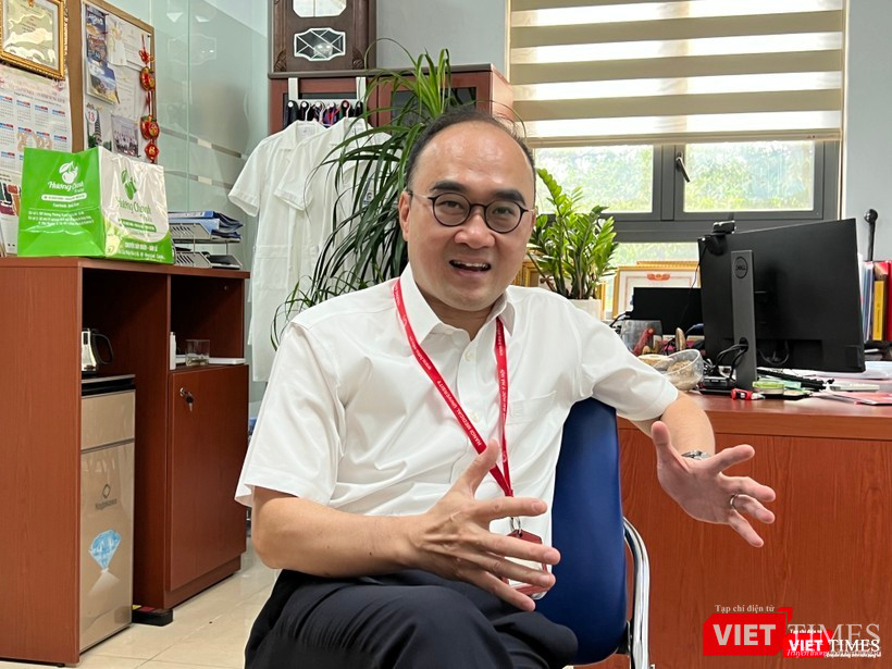 PGS.TS Lê Minh Giang, Viện trưởng Viện Đào tạo Y học Dự phòng và Y tế Công cộng Trường ĐHYHN, chuyên gia hàng đầu về nghiện chất, HIV