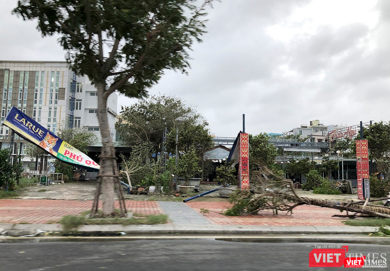 Nhà hàng dọc tuyến đường Như Nguyệt xơ xác Nhà hàng dọc tuyến đường Như Nguyệt xơ xác