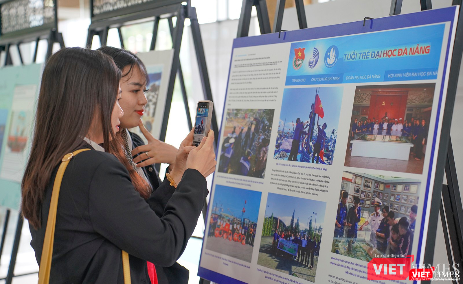 Một góc tuổi trẻ ĐH Đà Nẵng với biển đảo