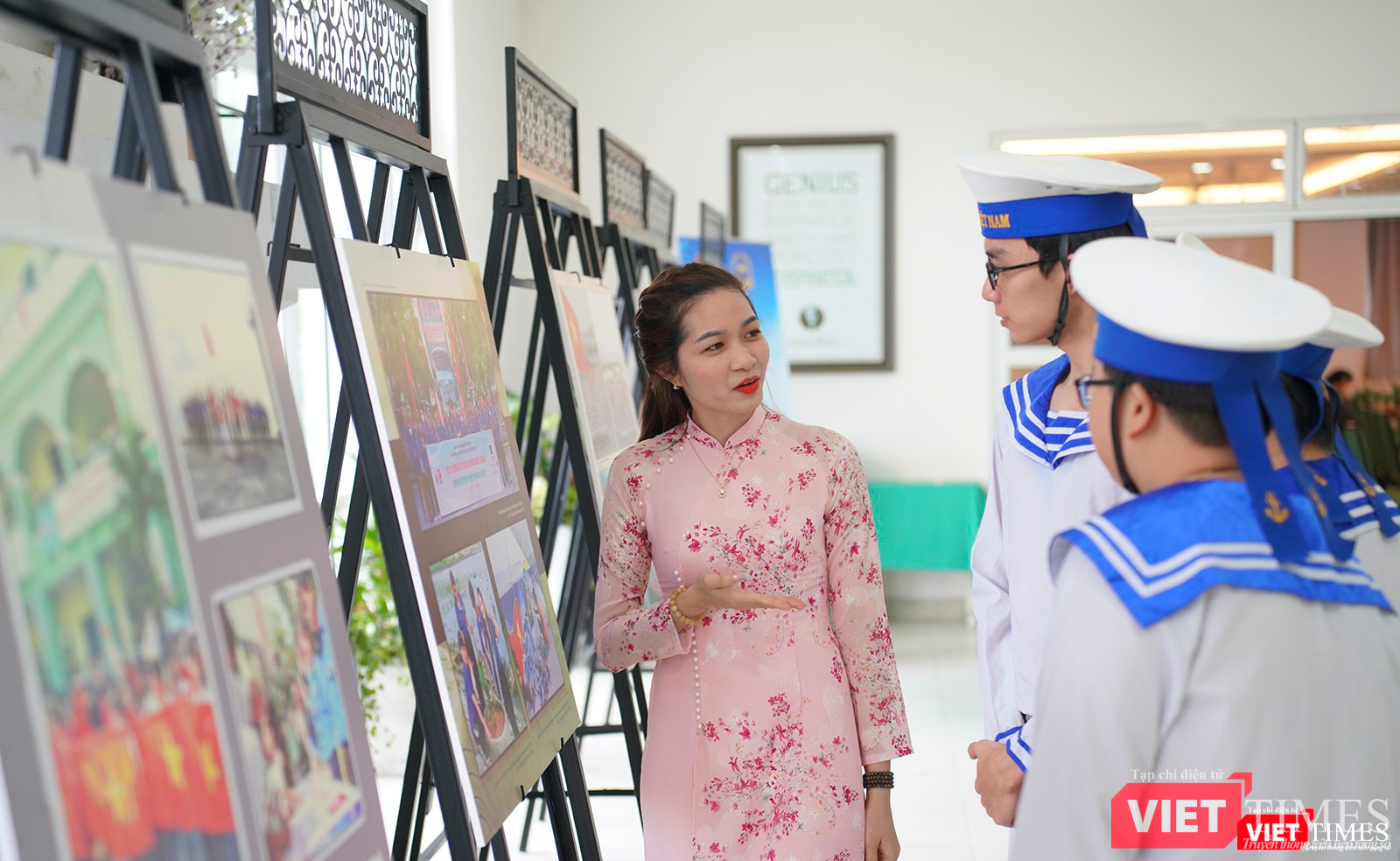 Thêm yêu tổ quốc Việt Nam