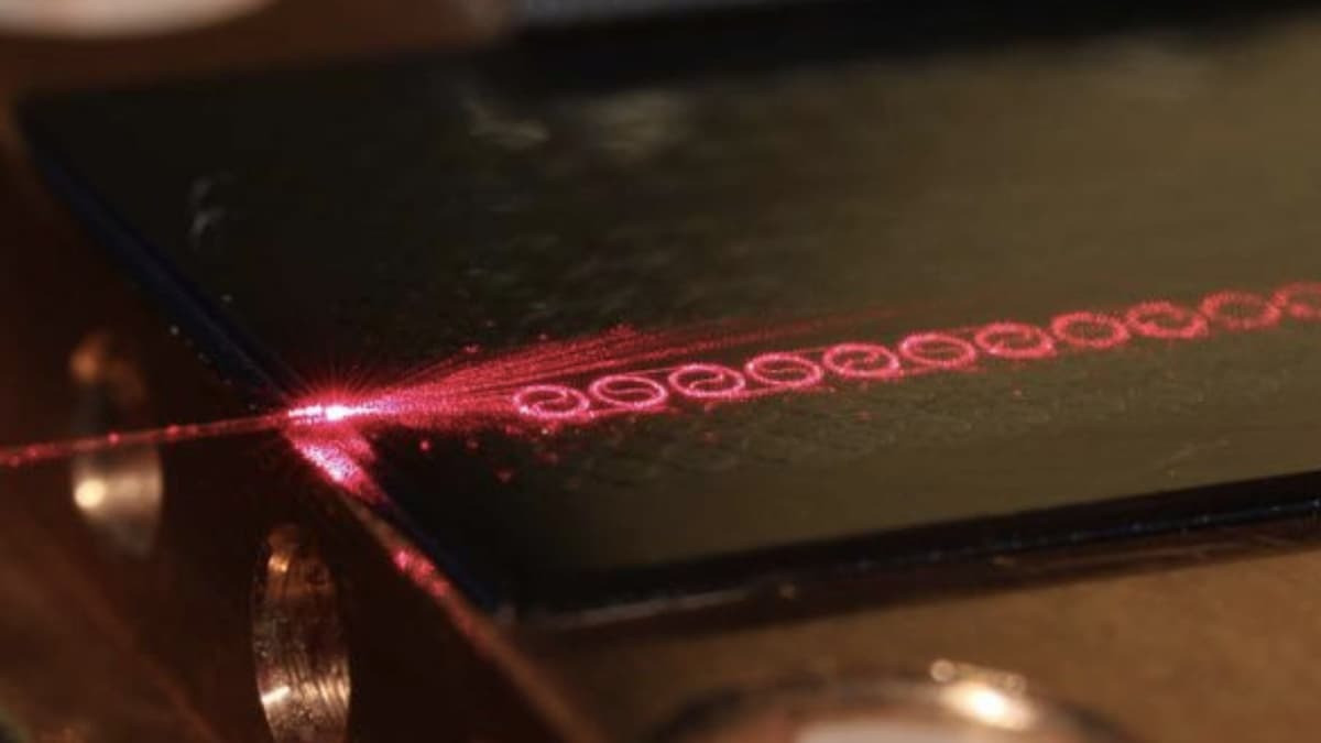 khuyech dai tin hieu.jpg