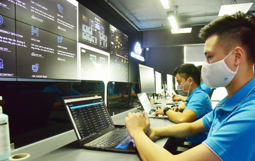 nhan luc so viet nam 2.jpg