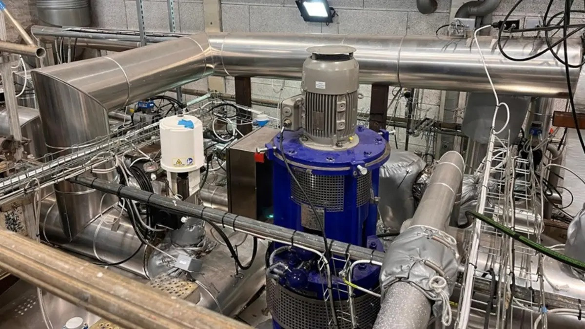 san xuat pin muoi nong chay.jpg