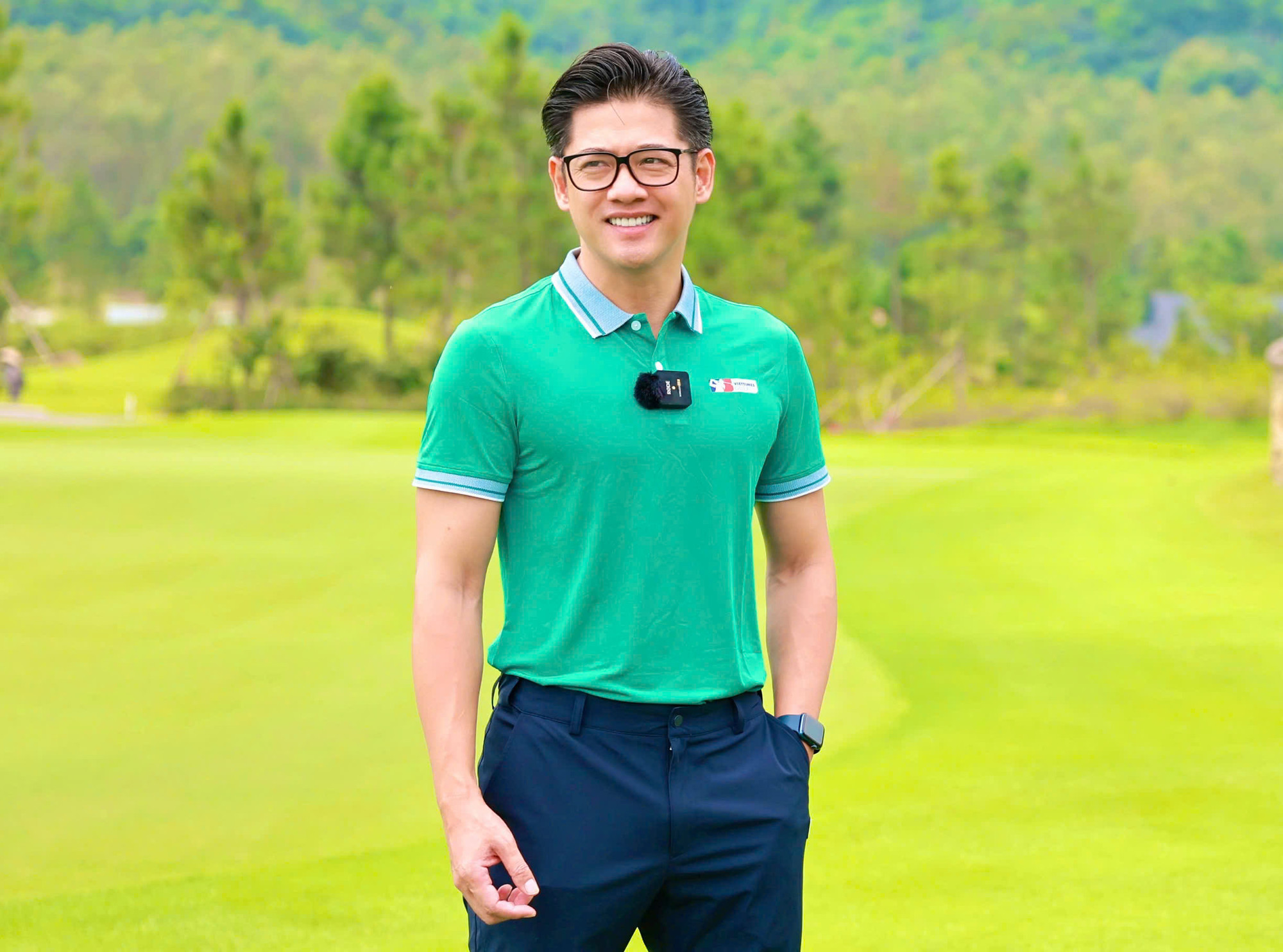 Diễn viên Hải Anh tên thật là Lê Hải Anh, sinh năm 1979. Anh từng đoạt giải vàng Siêu mẫu Việt Nam 2004