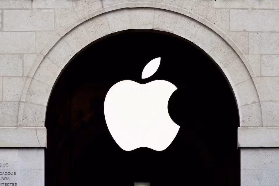 Apple logo - Reuters.jpg