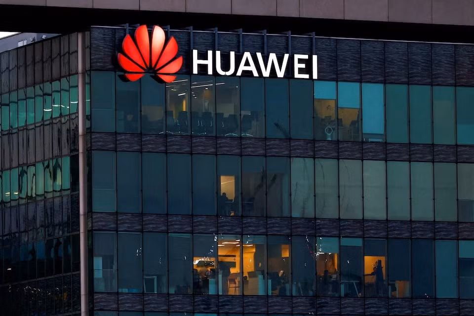 huawei building - Reuters.jpg